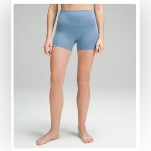 Lululemon align high rise short 4” in utility blue